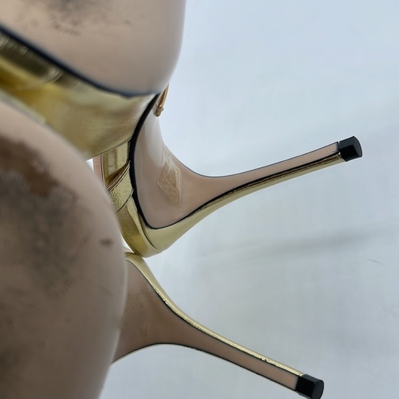 Gucci Gold Metallic Leather Chain link square toe strapy heels 37.5 - Picture 11 of 12